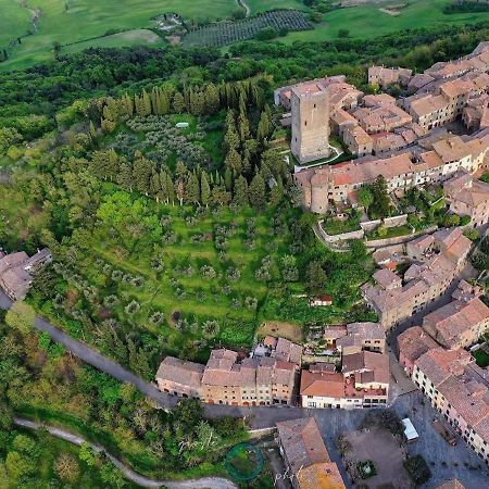 Апартаменти Casina Orione Монтекатіні-Валь-ді-Чечина Екстер'єр фото